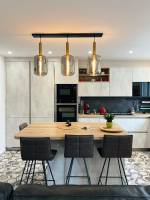 Marie HARE - Marie Hare